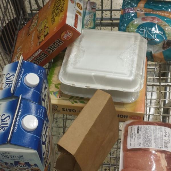 Photo taken at Publix by Kevyn on 4/1/2015