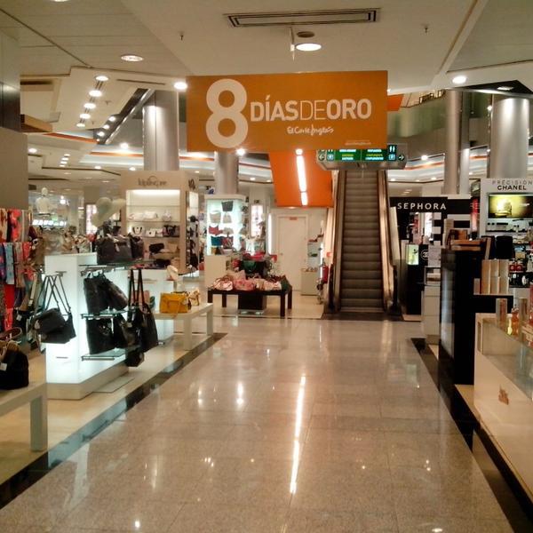 Photo taken at El Corte Inglés: Ciudad de Elche by Daniel P. on 4/9/2013