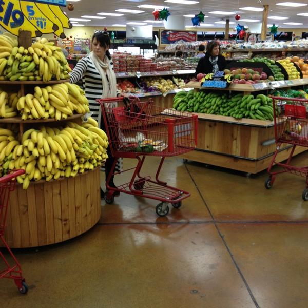 Trader Joe's乔氏连锁旧金山店 加利福尼亚州红木路2052号