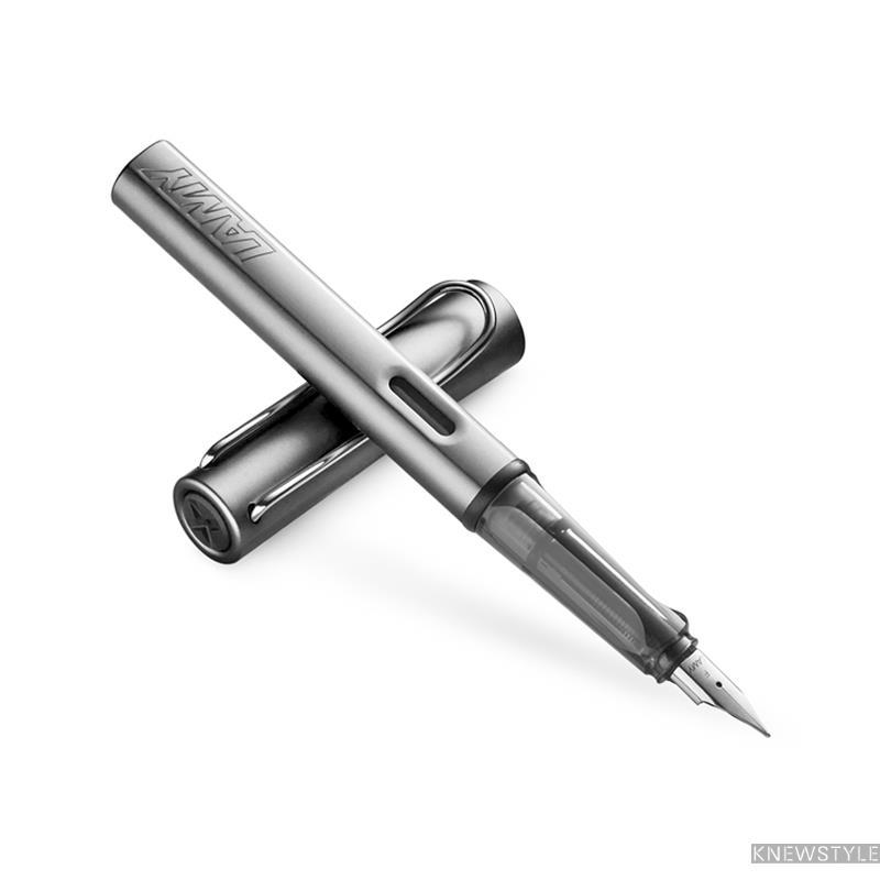 德国 LAMY凌美恒星系列墨水笔-石墨银1220432(笔尖F款0.7mm)(银色) 德国 LAMY凌美恒星系列墨水笔-石墨银1220432(笔尖F款0.7mm)(银色)