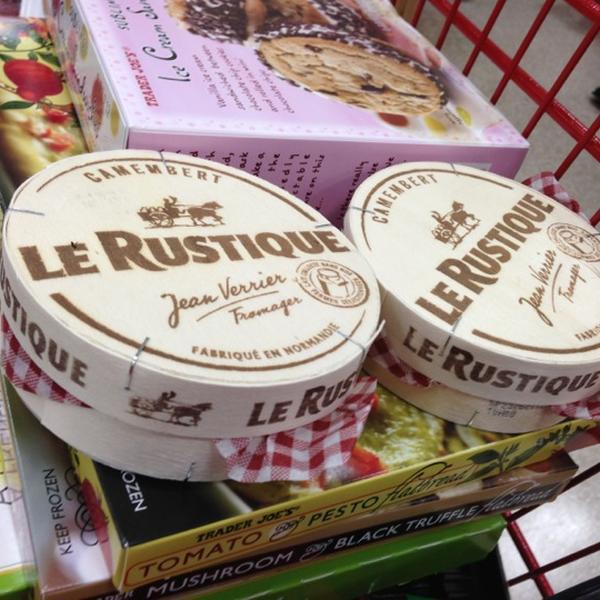 Photo taken at Trader Joe's by Sylvain K. on 11/11/2012-加尼福尼亚旧金山雍大街3(在吉里大道) Photo taken at Trader Joe's by Sylvain K. on 11/11/2012