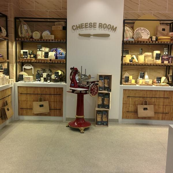 Photo taken at Woolworths by Steve N. on 10/11/2014-新南威尔士州2028双湾新南头路44 Photo taken at Woolworths by Steve N. on 10/11/2014