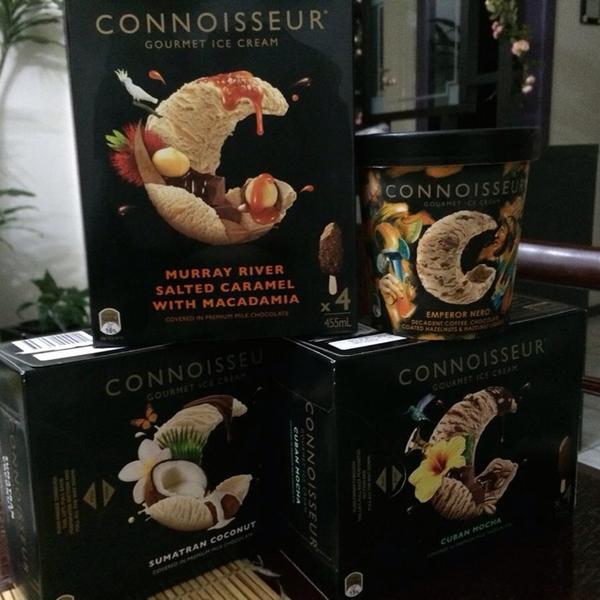 Photo taken at Woolworths by Tony H. on 10/18/2014-新南威尔士州2028双湾新南头路44 Photo taken at Woolworths by Tony H. on 10/18/2014