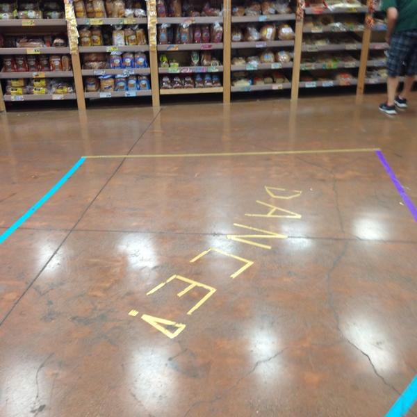 Photo taken at Trader Joe's by Jay on 7/26/2013-加尼福尼亚 奥克兰大学大道5727(在橡树林大道) Photo taken at Trader Joe's by Jay on 7/26/2013