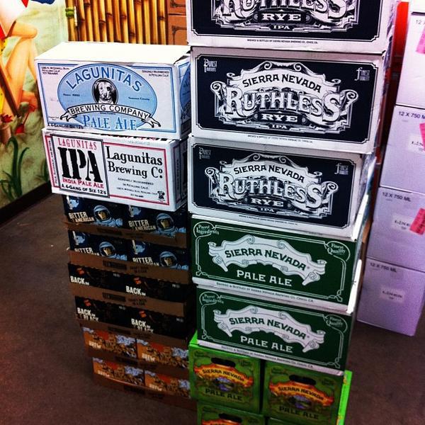 Photo taken at Trader Joe's by Ashley P. on 2/3/2012-加尼福尼亚太平洋丛林森林大道1170(普雷斯科特巷) Photo taken at Trader Joe's by Ashley P. on 2/3/2012