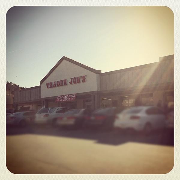 Photo taken at Trader Joe's by Ashley P. on 2/22/2012-加尼福尼亚太平洋丛林森林大道1170(普雷斯科特巷) Photo taken at Trader Joe's by Ashley P. on 2/22/2012