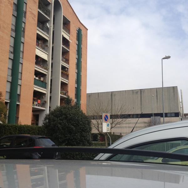 Photo taken at Coop Cisanello, Pisa by Francesca R. on 2/27/2013-意大利托斯卡纳比萨斯散奈尔1-3区马纳拉瓦尔吉米利路 Photo taken at Coop Cisanello, Pisa by Francesca R. on 2/27/2013