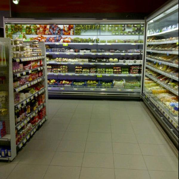 Photo taken at Proxy Delhaize by sofie on 11/2/2011