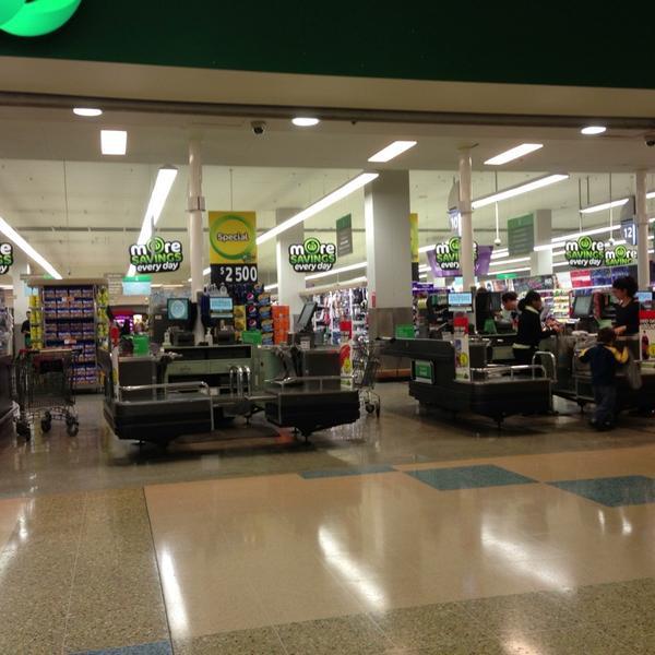 Photo taken at Woolworths by Susan on 8/22/2013-新南威尔士州2216罗克代尔区罗克代尔广场(1罗克代尔广场路) Photo taken at Woolworths by Susan on 8/22/2013