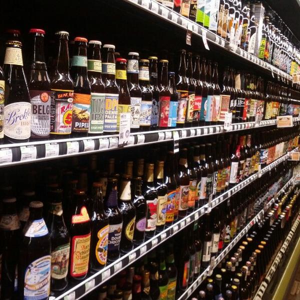 Photo taken at Whole Foods Market by John M. on 2/7/2013-加利福尼亚州圣地亚哥市学府大道(在第7大道)711 Photo taken at Whole Foods Market by John M. on 2/7/2013