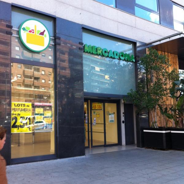 Photo taken at Mercadona by Jaume V. on 3/11/2013