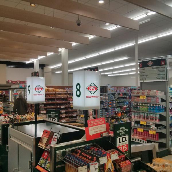了解新西兰的店里有什么品牌New World超市奥克兰市店图片库 了解新西兰的店里有什么品牌New World超市奥克兰市店图片库