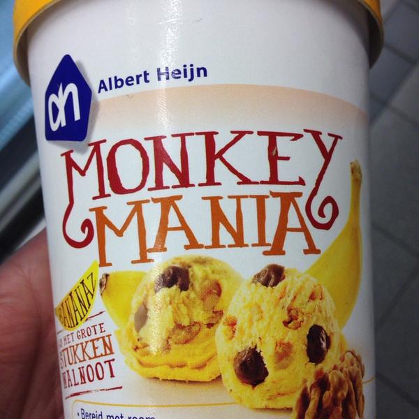 Photo taken at Albert Heijn by MMDJ . on 12/6/2013