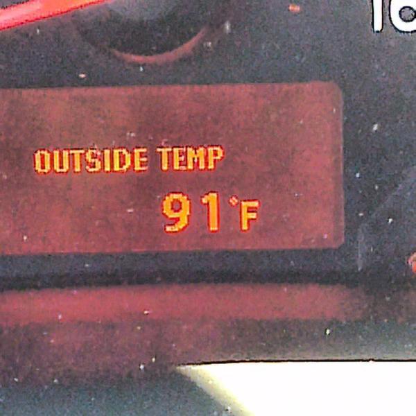 Photo taken at Trader Joe's by D M H. on 3/12/2013-加利福尼亚州卡西德勒尔城帕尔木坎宁路67720号 Photo taken at Trader Joe's by D M H. on 3/12/2013