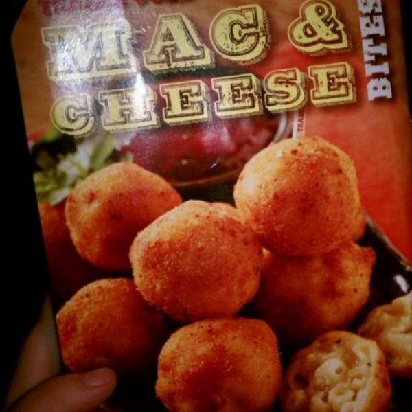 Photo taken at Trader Joe's by Heather C. on 9/30/2011-美国康涅狄格州西哈特福德新不列颠大道1489 Photo taken at Trader Joe's by Heather C. on 9/30/2011