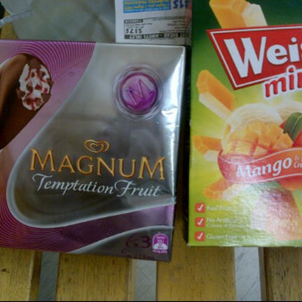 Photo taken at Coles by Ohn R. on 9/19/2011