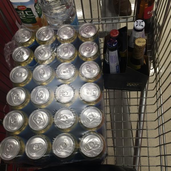 Photo taken at 홈플러스 (Home plus) by Choi S. on 10/4/2014-首尔市中浪区四佳亭路332号(面牧店) Photo taken at 홈플러스 (Home plus) by Choi S. on 10/4/2014