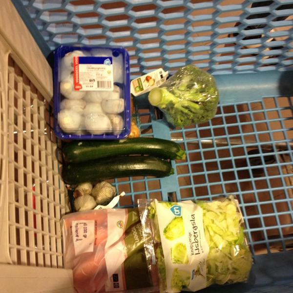 Photo taken at Albert Heijn by Aline B. on 4/6/2013-荷兰弗莱福兰省阿尔梅勒波特广场15 Photo taken at Albert Heijn by Aline B. on 4/6/2013