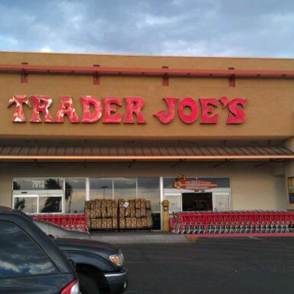 Trader Joe's乔氏连锁图森店 亚利桑那州图森甲骨文路北7912号