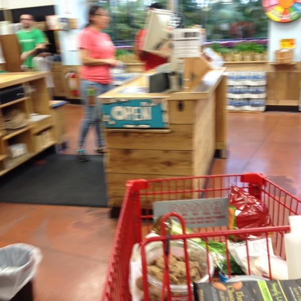 Photo taken at Trader Joe's by Roberto T. on 9/1/2014-宾夕法尼亚州19046 詹金敦 老约克路933号 Photo taken at Trader Joe's by Roberto T. on 9/1/2014