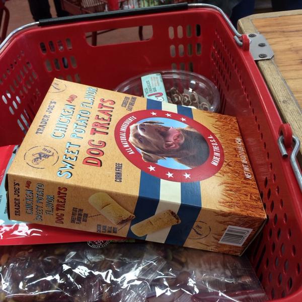Photo taken at Trader Joe's by Helen D. on 2/14/2014-宾夕法尼亚州19046 詹金敦 老约克路933号 Photo taken at Trader Joe's by Helen D. on 2/14/2014