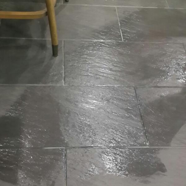 Photo taken at 이마트 (e-mart) by Jiwoong K. on 11/2/2013-釜山广域市中央大街1841易买得超市 Photo taken at 이마트 (e-mart) by Jiwoong K. on 11/2/2013