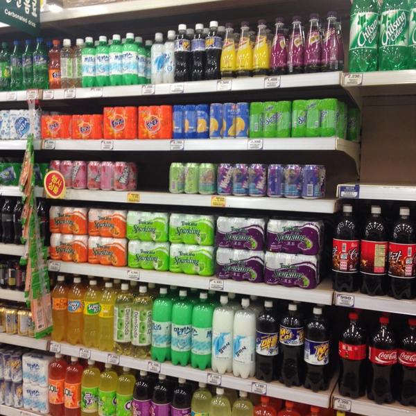 Photo taken at 홈플러스 (Home Plus) by Natali-釜山市海云台区海云台海边路140号(海云台店) Photo taken at 홈플러스 (Home Plus) by Natali