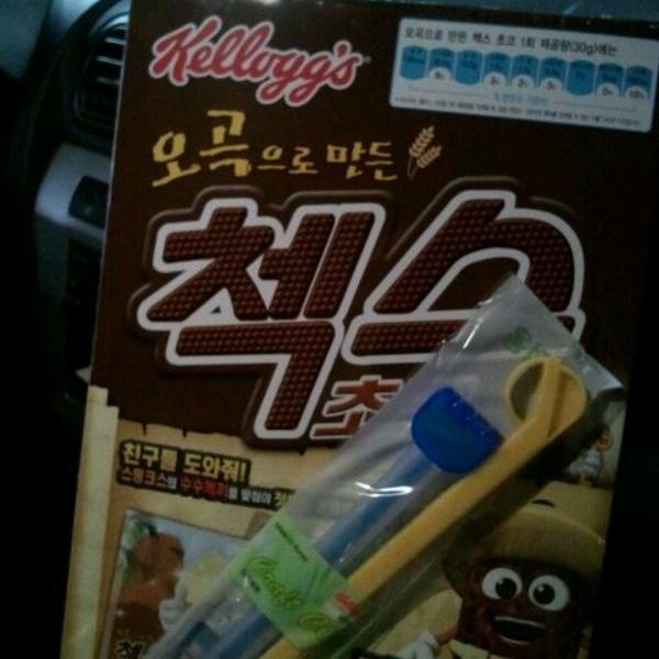 Photo taken at 홈플러스 / Home plus by InHye L. on 4/1/2012-韩国蔚山南区148 Photo taken at 홈플러스 / Home plus by InHye L. on 4/1/2012