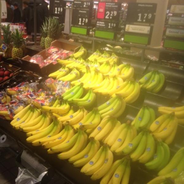 Photo taken at Albert Heijn by John on 7/21/2012-荷兰南荷兰省巴伦德雷赫特中间车道97号 Photo taken at Albert Heijn by John on 7/21/2012