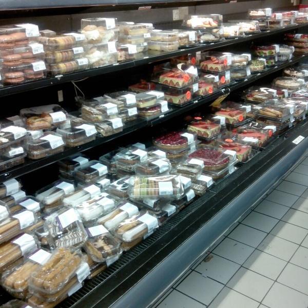 Photo taken at Carrefour by Temjanika Perkova on 9/7/2013