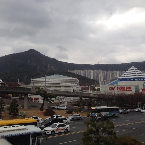 Photo taken at 홈플러스 (Home plus) by Yoonseok H. on 2/18/2014-釜山广域市莲堤体育中心 Photo taken at 홈플러스 (Home plus) by Yoonseok H. on 2/18/2014