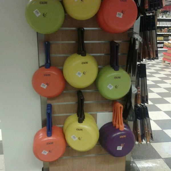 Photo taken at Ica Kvantum by Anders S. on 5/14/2013-瑞典东约特兰省北雪平Mirum广场 Photo taken at Ica Kvantum by Anders S. on 5/14/2013