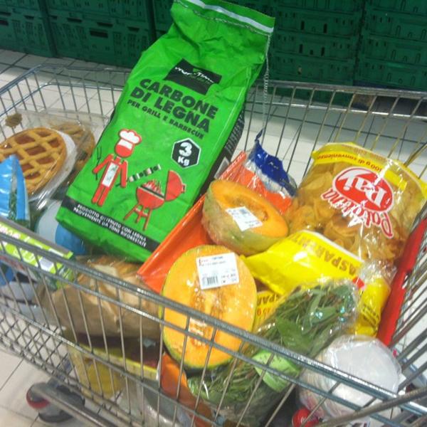 Photo taken at Iper Tortona by Carolina on 8/14/2012-意大利皮埃蒙特托尔托纳维古佐洛街2号 Photo taken at Iper Tortona by Carolina on 8/14/2012