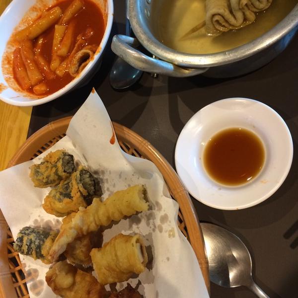 Photo taken at 이마트 (e-mart) by Heungsik K. on 5/5/2014