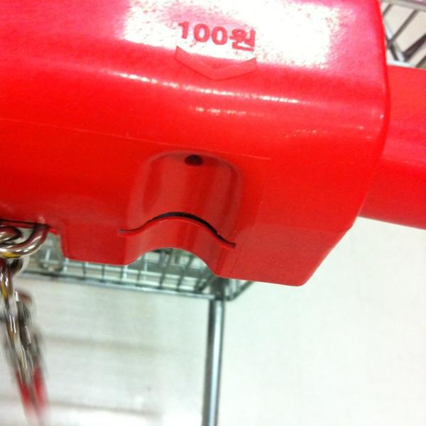 Photo taken at 홈플러스 (Home plus) by Yong K. on 6/16/2013-京畿道城南盆唐151 Photo taken at 홈플러스 (Home plus) by Yong K. on 6/16/2013