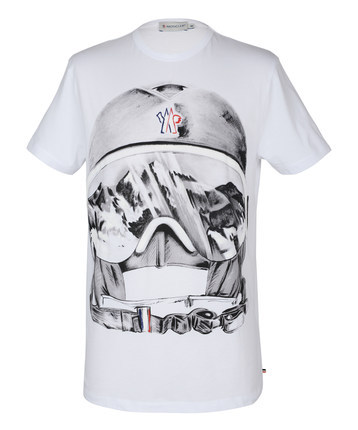 正品 Moncler 男士春夏新款面具头盔印花短袖T恤 8006450 正品 Moncler 男士春夏新款面具头盔印花短袖T恤 8006450