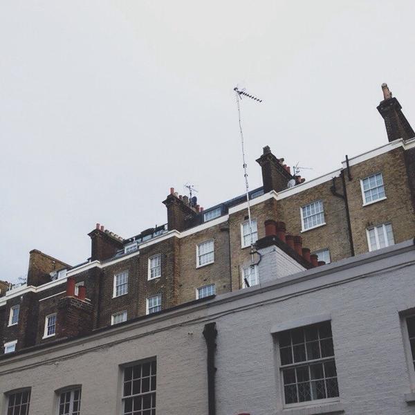 Photo taken at Waitrose by Tangerina N. on 12/26/2013-英国伦敦贝尔格莱维亚区莫特克比街27 Photo taken at Waitrose by Tangerina N. on 12/26/2013