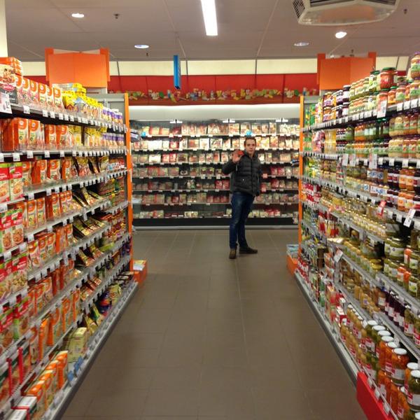 Photo taken at Albert Heijn by Anna W. on 2/13/2013-荷兰南荷兰省鹿特丹欧多基娅广场12号 Photo taken at Albert Heijn by Anna W. on 2/13/2013