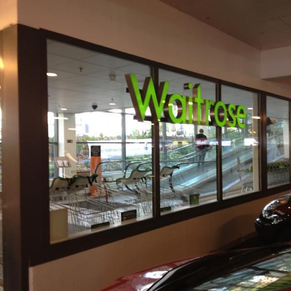 Photo taken at Waitrose by Majed B. on 10/17/2012-英国利兹米恩伍德卡尔顿大道 Photo taken at Waitrose by Majed B. on 10/17/2012