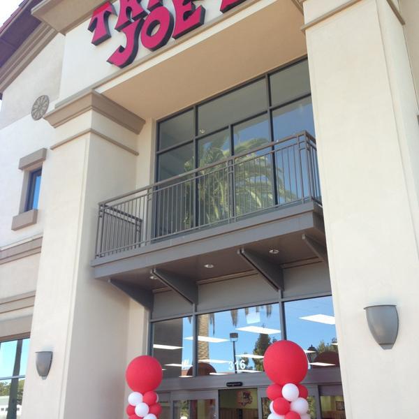 Photo taken at Trader Joe's by Osamu Y. on 1/20/2013