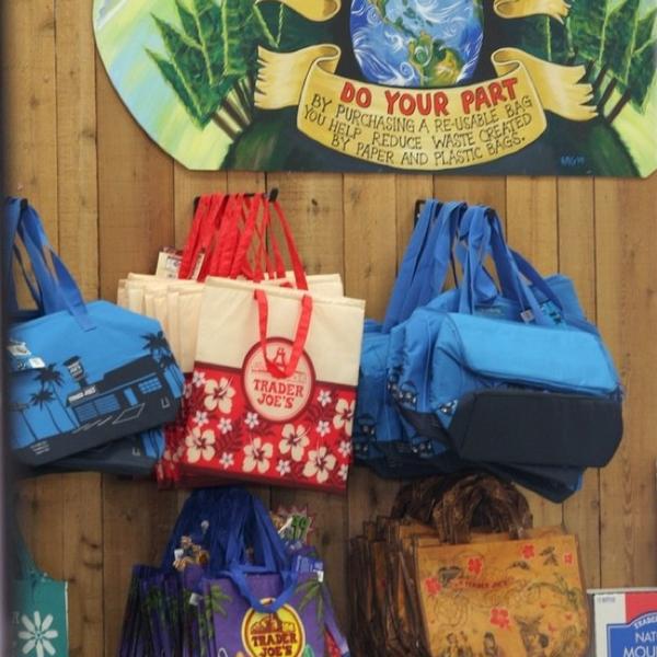 Photo taken at Trader Joe's by Christian W. on 8/19/2013-美国伊利诺斯州内珀维尔华盛顿街44 Photo taken at Trader Joe's by Christian W. on 8/19/2013