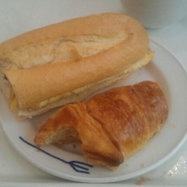 Photo taken at Hema by Melanie j. on 9/21/2011-荷兰南荷兰省莱斯韦克贝克购物中心 Photo taken at Hema by Melanie j. on 9/21/2011