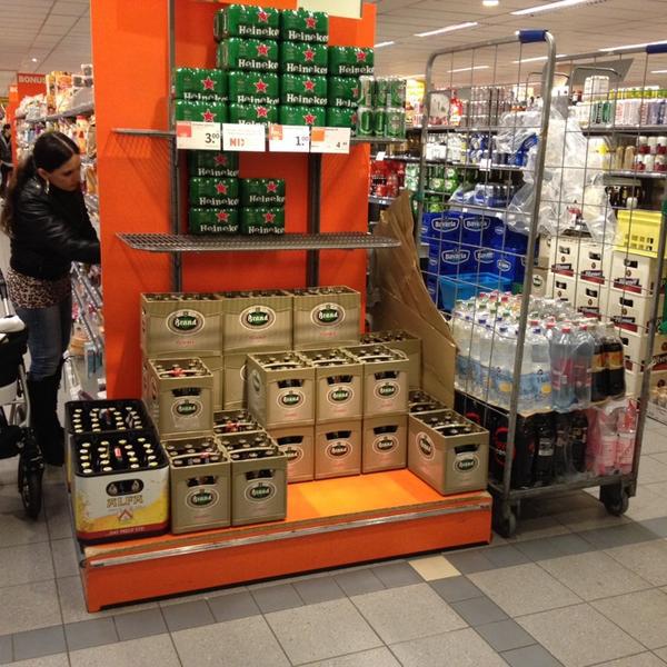 Photo taken at Albert Heijn by Onno W. on 1/18/2014-荷兰格尔德兰奈梅亨达尔斯路200号 Photo taken at Albert Heijn by Onno W. on 1/18/2014