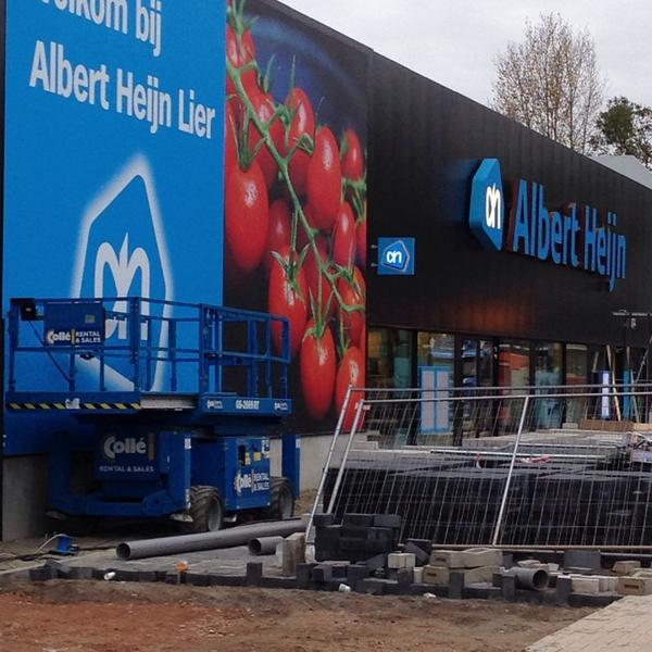 Photo taken at Albert Heijn by Peije H. on 11/12/2013