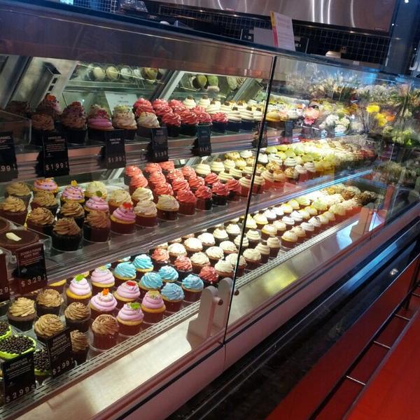 Photo taken at Loblaws by Humara K. on 2/24/2013