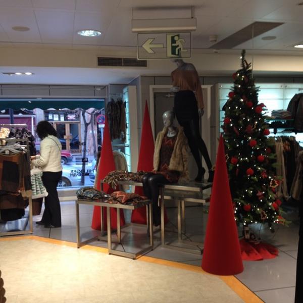 Photo taken at El Corte Inglés by Franvat on 12/31/2011