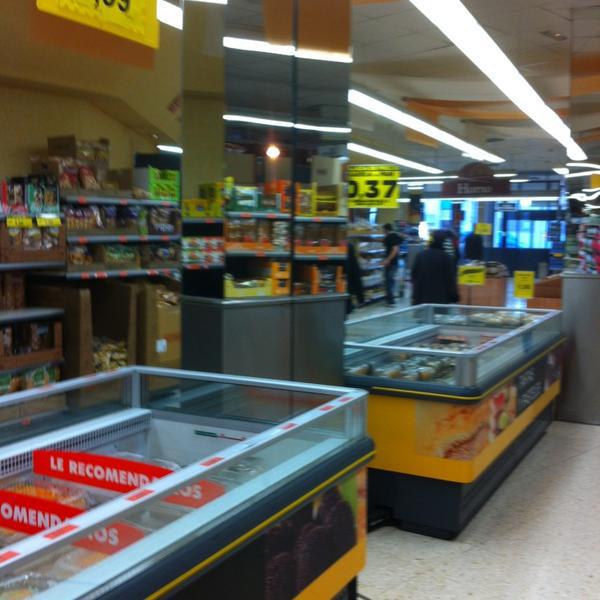 Photo taken at Mercadona by Den D. on 3/6/2013