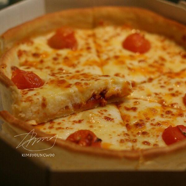 Photo taken at 롯데마트 (Lotte Mart) by byoungwoo k. on 12/30/2012-首尔特别市东大门214清凉里乐天超市 Photo taken at 롯데마트 (Lotte Mart) by byoungwoo k. on 12/30/2012