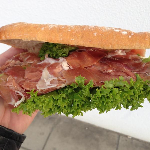 Photo taken at Billa by cubanec on 9/26/2013