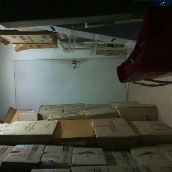 Photo taken at 홈플러스 (Home Plus) by 다경 박. on 8/19/2011-庆尚南道昌原市斗大洞415 Photo taken at 홈플러스 (Home Plus) by 다경 박. on 8/19/2011